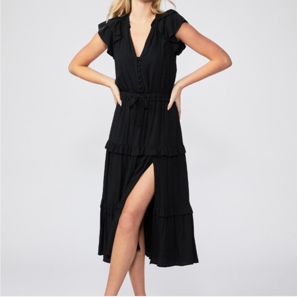 🐻‍❄️Paige Illyria Black Dress Size XXS
NWT 🐻‍❄️